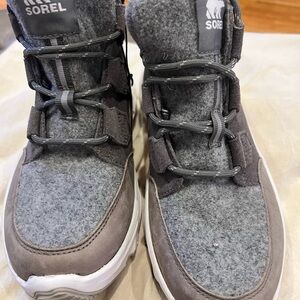 Sorel Charcoal and Taupe Winter Boots #21